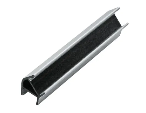 Roh vnútorný a vonkajší 135° na sokel 150mm hliník brusený